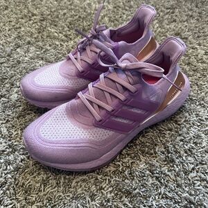 Adidas Women's Ultraboost 21 Running Shoes